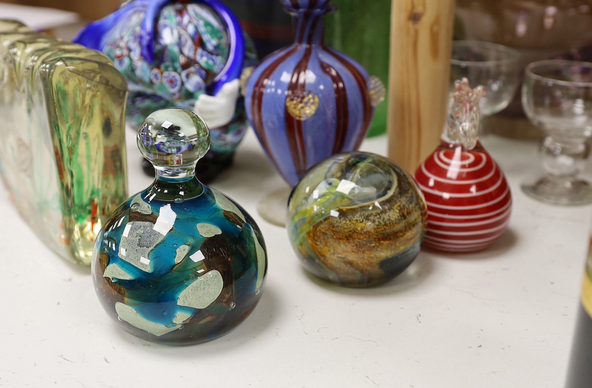 Mixed Murano and other art glass: including a Murano glass “aquarium” paperweight, label to base, 15cms wide x 13cms high
